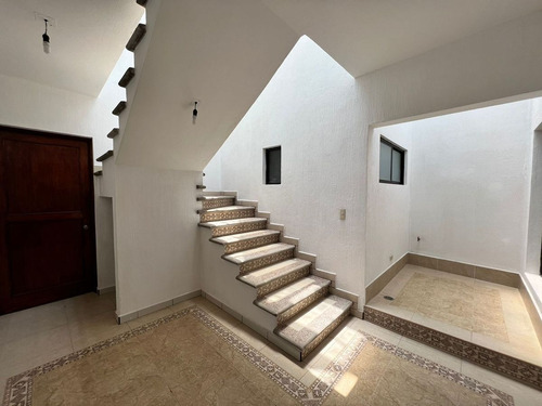 Imagen 24 de 24 de Casa Residencial En Venta/renta Seis Recámaras En Marfil Gua
