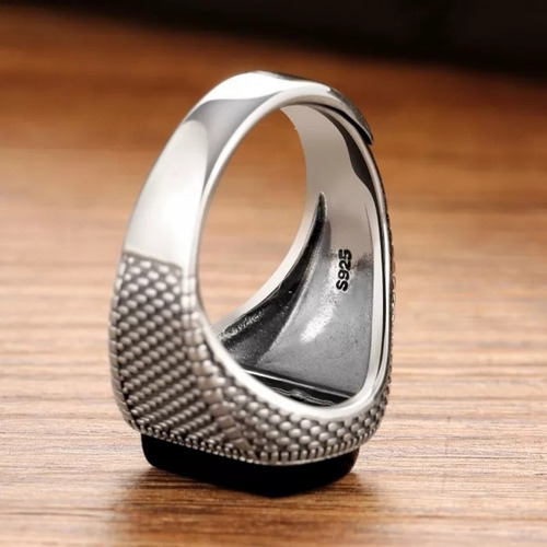 Imagen 5 de 8 de Anillo Solitario Caballero De Plata 925 Con Onix Natural