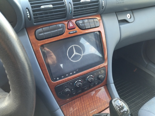 Imagen 4 de 12 de Mercedes Benz C200 Kompressor, Permuto