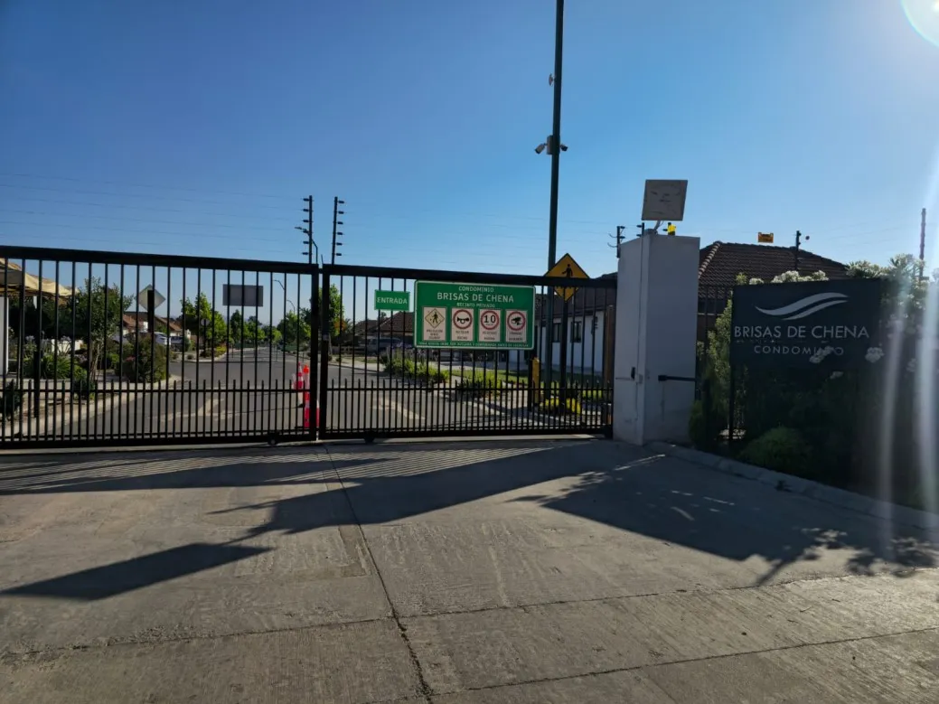 Imagen 1 de 14 de Gran Propiedad En Venta Con Amplio Terreno Y Áreas Verdes