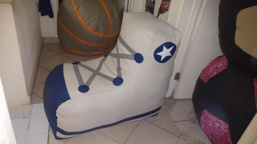 Imagen 8 de 10 de Puff Tennis Converse Sillón