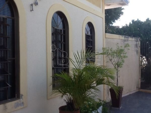 Imagem 1 de 6 de Venda De Casas / Padrão Na Cidade De Araraquara 3225