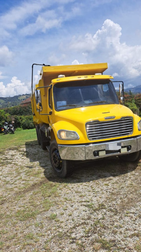 Volqueta Freightliner  Doble Troque 2009 2010  2013