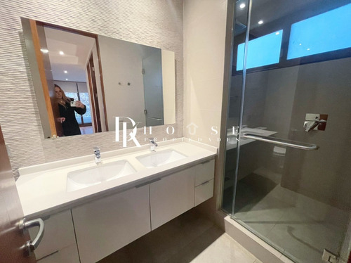 Dkhouse/dpto 3 Dorm+servicios/gran Terraza/ La Dehesa