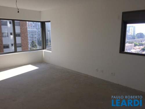Imagem 6 de 15 de Apartamento - Campo Belo - Sp - 587631