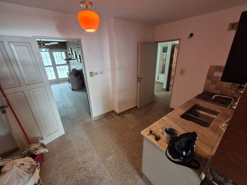 Casa En Venta Damian Garat 3025, Poeta Lugones, Córdoba, Argentina 4 Dormitorios