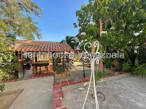 Casa En Venta Los Taques Vgi
