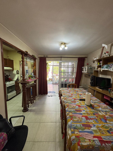 Duplex De 4 Ambientes C/ Cochera Y Fondo ¡exc. Ubicación!
