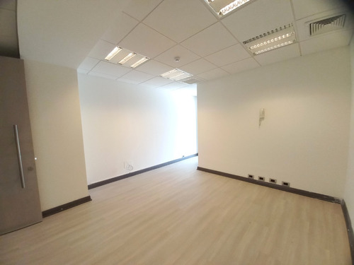 Arriendo Oficina , Av. Bosques De Montemar, Viña Del Mar