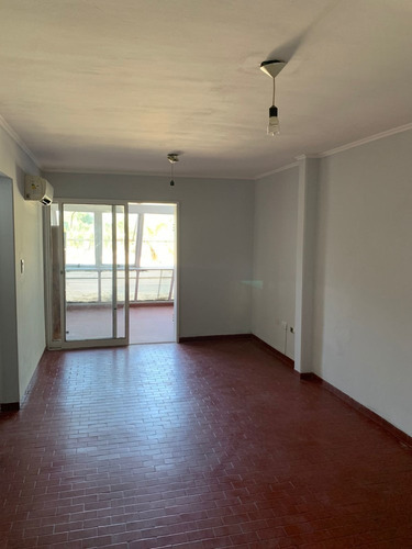 Imagen 19 de 21 de Vendo Departamento 2 Dorm Zona Barrio Jardin, Hipodromo, San Fernando Con Balcon