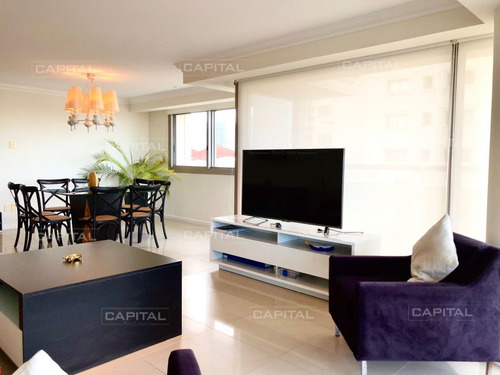 Imagen 5 de 7 de Apartamento De Tres Dormitorios Con Vista Al Mar. - Punta Del Este Brava