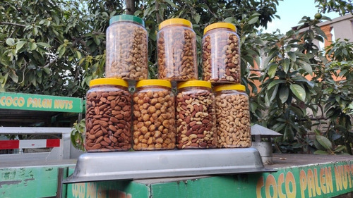 Imagen 4 de 9 de Coco Palen Nuts Frutos Secos Natural Y Confitad