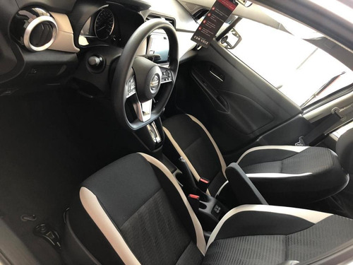 Imagem 6 de 14 de Nissan Versa Advance 1.6 (flex) (aut)