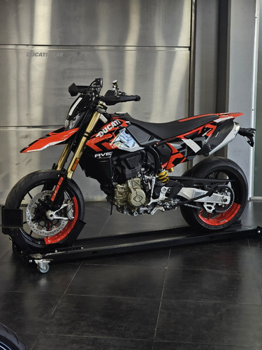 Ducati Hypermotard 698 Mono Rve - Lanzamiento