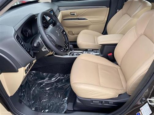 Imagem 4 de 8 de Mitsubishi Outlander Outlander Hpe-s 3.0 V6 4x4 5p Aut. Gas