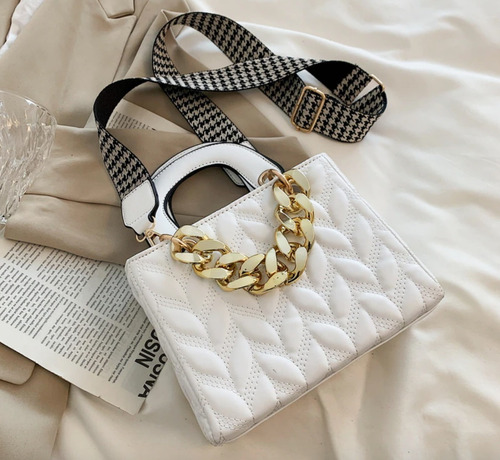 Imagen 3 de 7 de Bolsa Coreana Con Correa Crossbody Bandolera Blanca