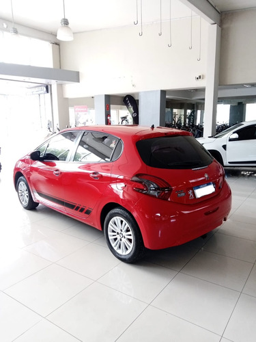 Peugeot 208 1.6 Allure