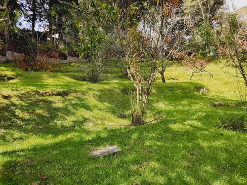Imagen 21 de 30 de Vendo Bonita Granja, Media Manzana De Terreno, Ubicada A Orilla De Carretera Pavimentada, Muy Cerca De San Lucas Sacatepequez