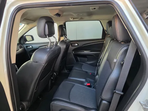 Dodge Journey 2.4 Sxt 7 Pasajeros Plus At