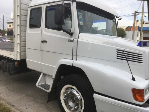 Mercedes Benz 1320