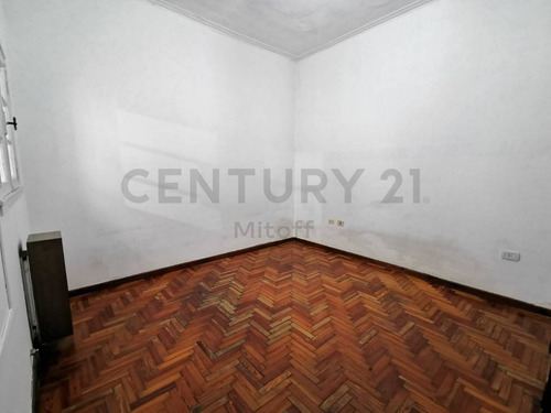 Imagen 7 de 14 de Casa En Venta De 2 Dormitorios En La Plata