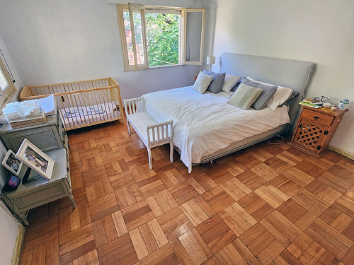Venta Casa Providencia 5d+4b+2est+1bod 263m2 Barrio Tranquil