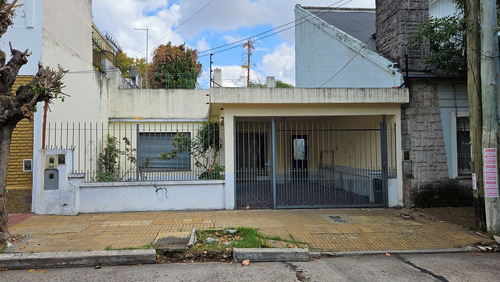 Casa  Venta 3 Ambientes Quilmes A Reciclar