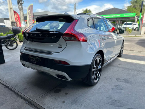 Volvo V40 V40 T-4 Cross Country 2.0 FWD Aut.