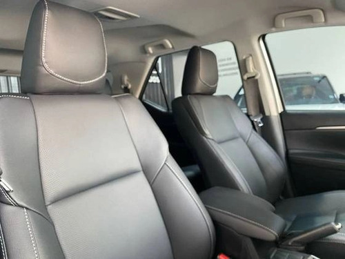 Toyota Hilux SW4 2.8 D-4D TURBO DIESEL SRX PLATINUM 7L 4X4 AUTOMÁTICO