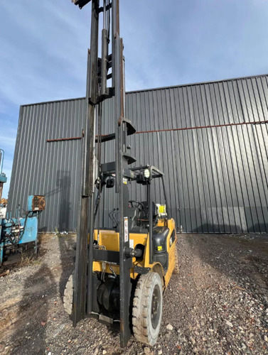 Autoelevador Cat Gp25 2500kg Torre 6mts C/desp Año 2018