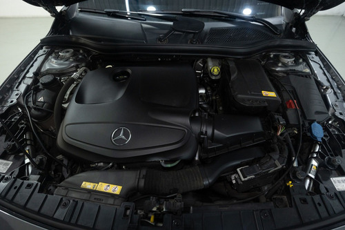 Mercedes-Benz GLA 200 1.6 CGI VISION 16V TURBO