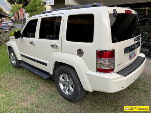 Jeep Cherokee Sport-automática