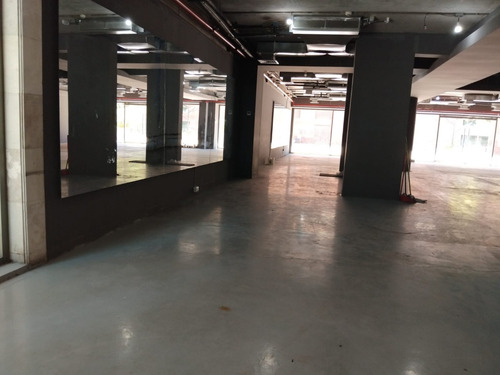 Excelente Local 421m2 En Ciudad Empresarial Diversos Usos