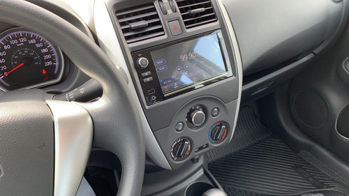 Nissan Versa V Drive Plus Aut