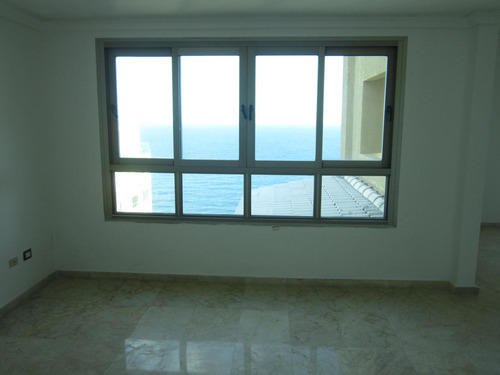 Lujoso Penthouse En Malecon Center Con Impresionante Vista Al Mar.