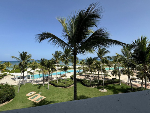 Venta Apartamento En Primera Linea De Playa Cap Cana, Punta Cana.