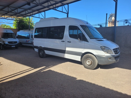 Imagen 9 de 13 de Mercedes-benz Sprinter 2013 2.1 415 Combi 3665 150cv 15+1 Te