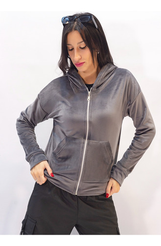 Campera Plush Con Capucha Bolsillos Liviana Invierno