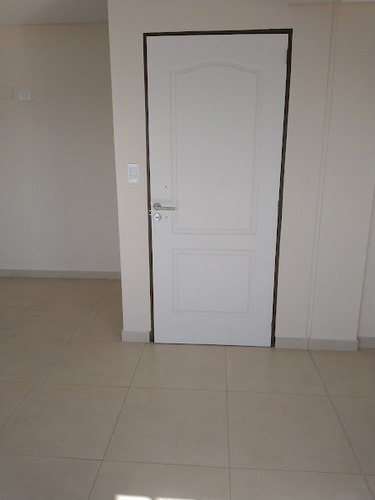 Imagen 7 de 12 de Vendo Departamento De Categoria A Dos Cuadras Plaza De Godoy Cruz