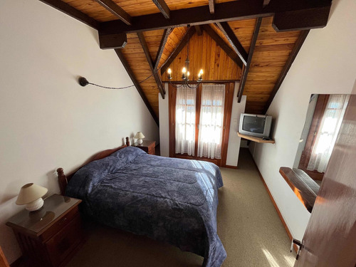 Imagen 7 de 14 de Triplex 3 Dormitorios 2 Baños Cochera Terraza Parrilla