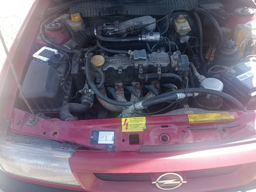 Imagen 10 de 12 de Chevrolet Vectra 2.0 Gl