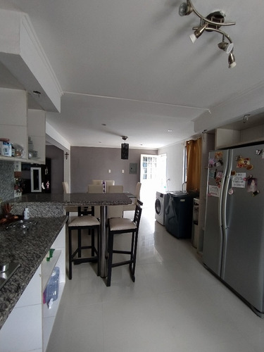 Imagen 13 de 13 de Townhouse En Venta, Ubicado En La Cumaca. Riviera Country