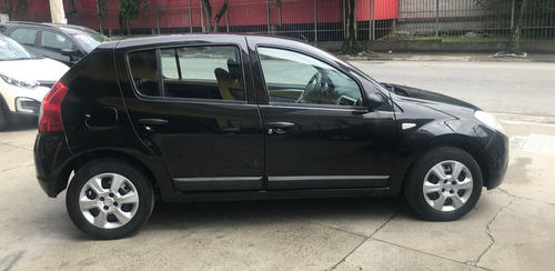 Imagem 8 de 13 de Renault Sandero Expression 1.6 8v (flex) Flex Manual