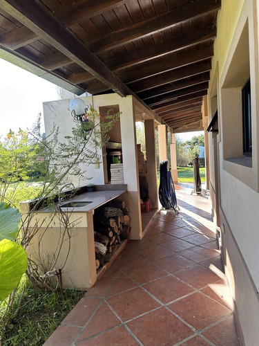 Casa En Pueblo General Belgrano