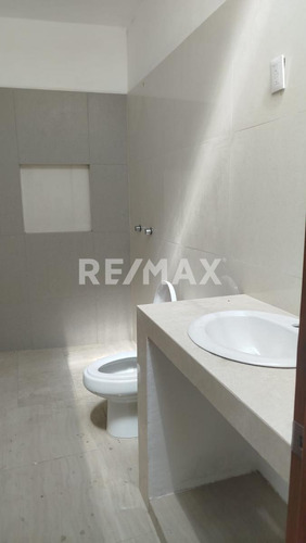 Casa En Venta En Morelos, Otilio Montaño, Cuautla