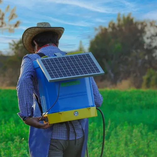 Mochila fumigadora con panel solar hot sale