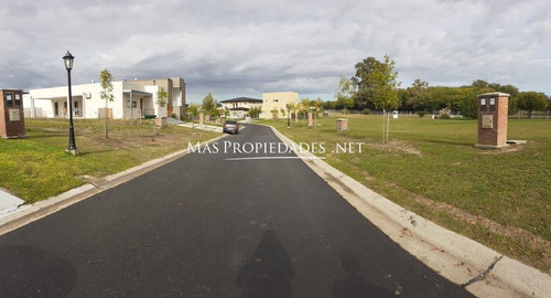 Imagen 2 de 10 de Lote Perimetral En Pilar Del Este, Barrio Santa Elena, Pilar