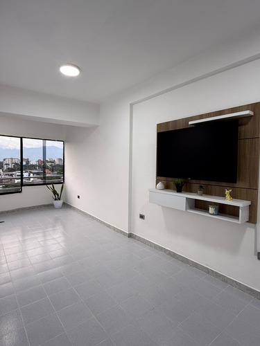 Apartamento En El Viñedo Res. Torres Blancas - Rc