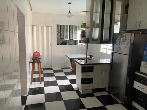 Sobrado 3 Quartos Sendo 1 Suite E 4 Banheiros