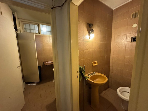 Venta De Departamento En Calle Mitre, Ciudad